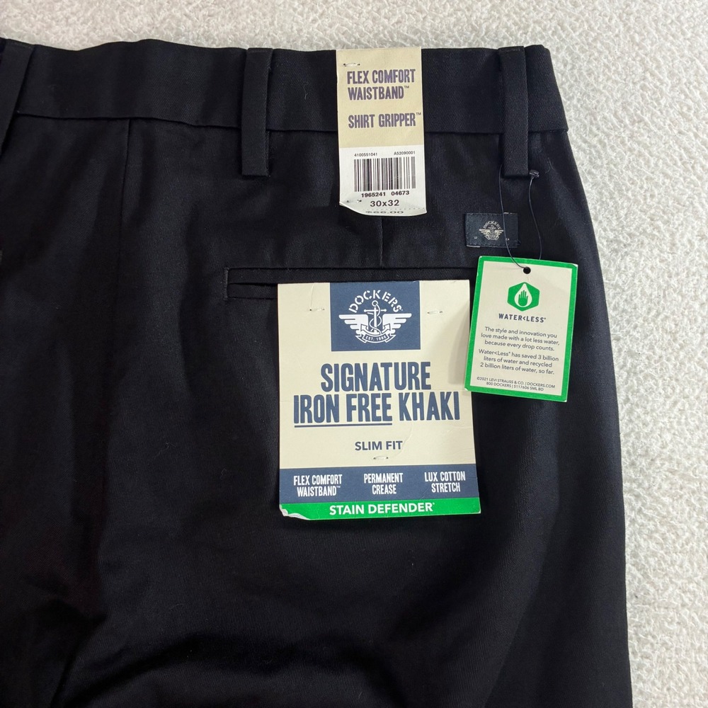 Dockers Signature Iron Free Khaki Chino Pants Men 30x32 Black Slim Cotton NWT